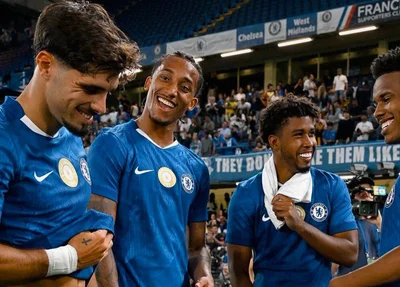 Estevão e João Pedro marcam na vitória do Chelsea sobre o Bayer Leverkusen