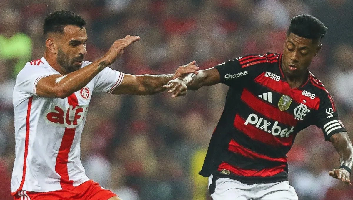 Flamengo e Internacional duelam pelo Brasileirão