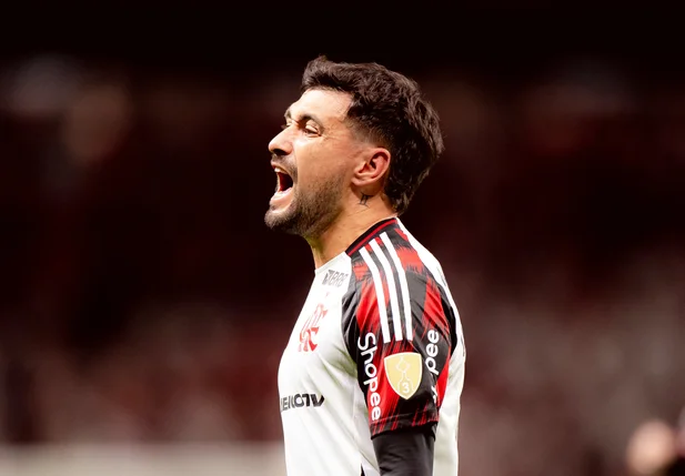 Flamengo vence Internacional novamente e avança para as quartas da Libertadores