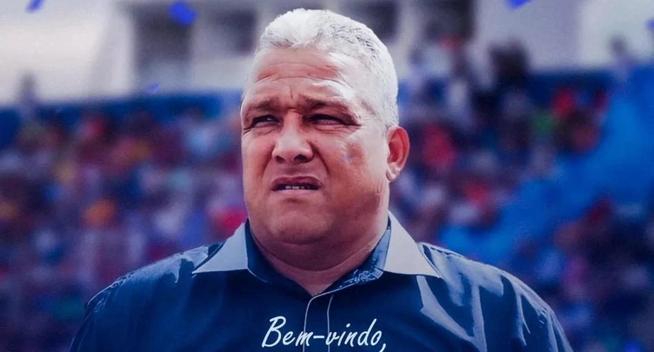 Givanildo Sales, técnico do Oeirense