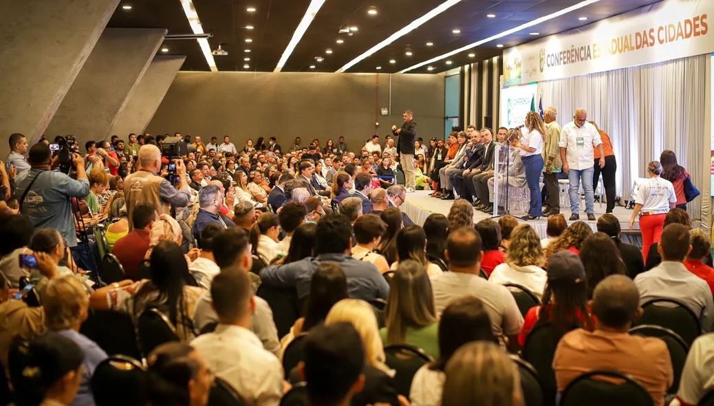 Governador abriu a 6ª Conferência Estadual das Cidades