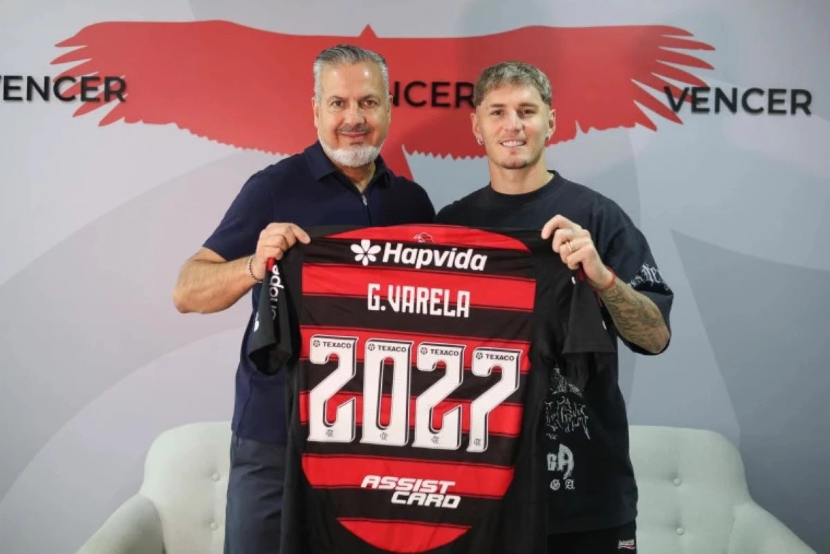 Guillermo Varela renova contrato com o Flamengo até 2027