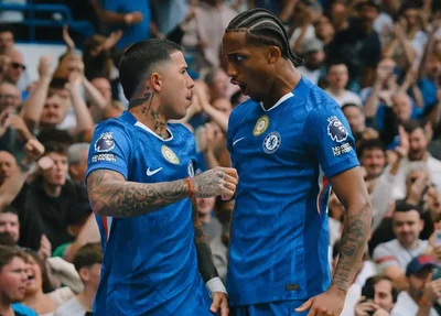 João Pedro e Enzo Fernández marcaram os gols do Chelsea contra o Fulham