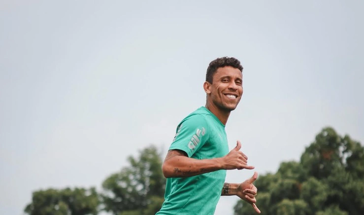 Jogador Marcos Rocha