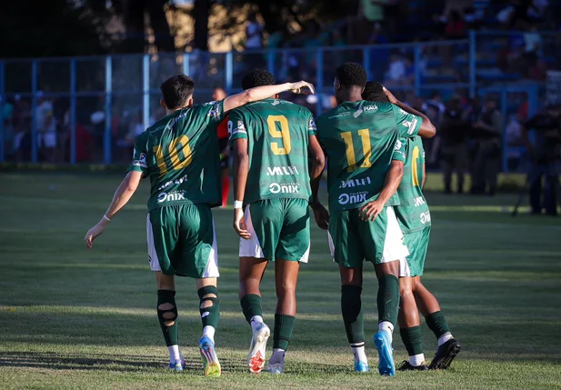 Jogadores do Altos