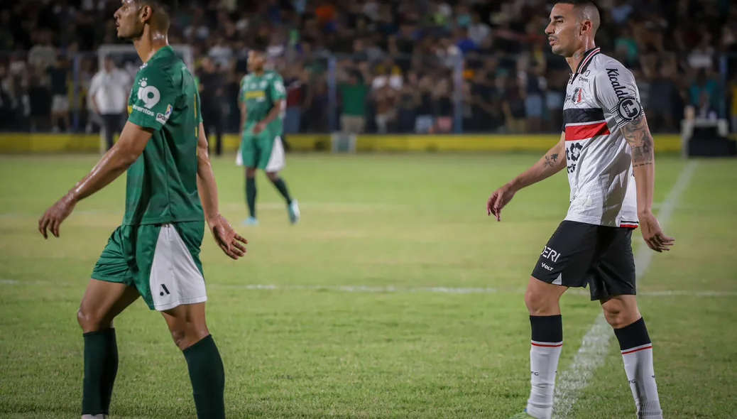 Jogadores do Altos e Santa Cruz
