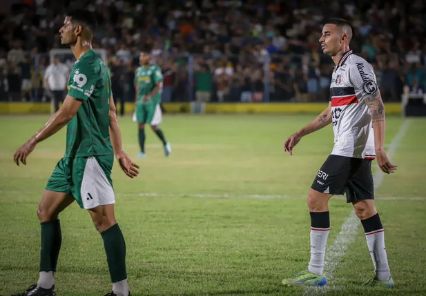 Jogadores do Altos e Santa Cruz