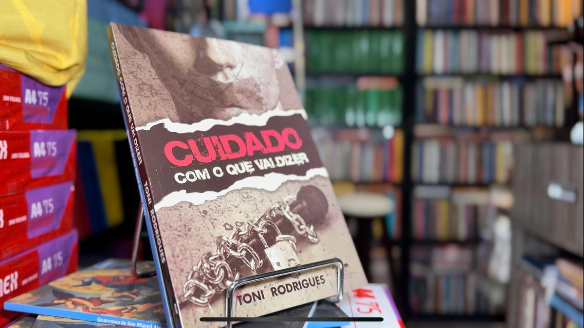 Livro de Toni Rodrigues