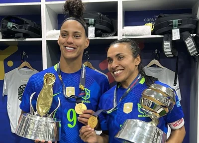 Marta e Amanda Guiterres são indicadas ao prêmio de melhor jogadora do mundo pela Bola de Ouro