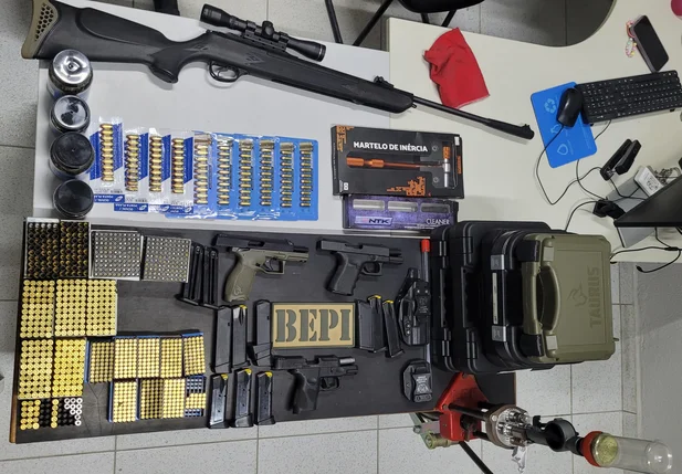 Material encontrado em uma residência no bairro São Vicente