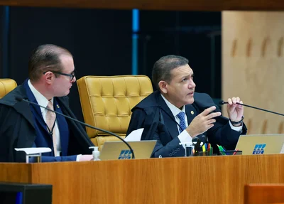Ministros Cristiano Zanin e Nunes Marques