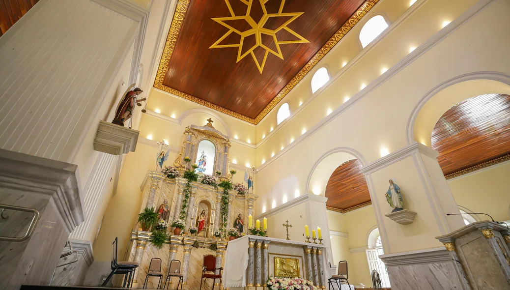 Missa aconteceu na Igreja Nossa Senhora do Amparo
