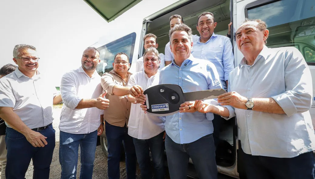 Municípios foram contemplados com maquinários