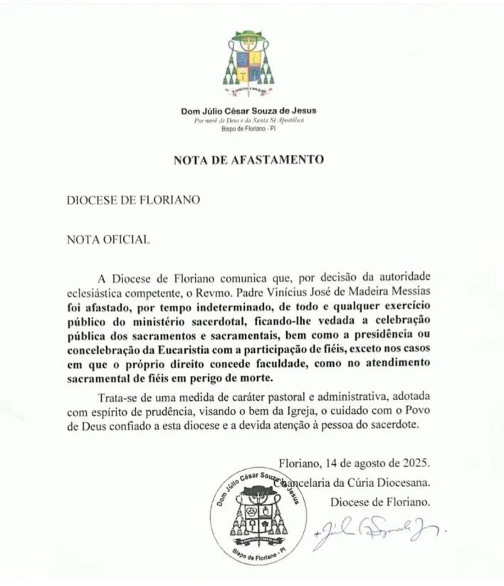 O padre Vinícius José de Madeira Messias foi afastado, por tempo indeterminado