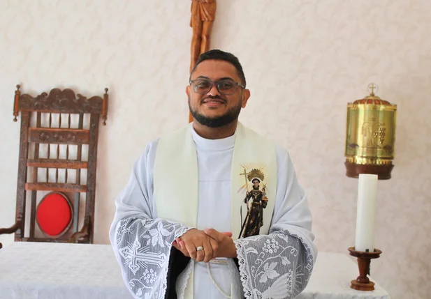 Padre Leandro Melo