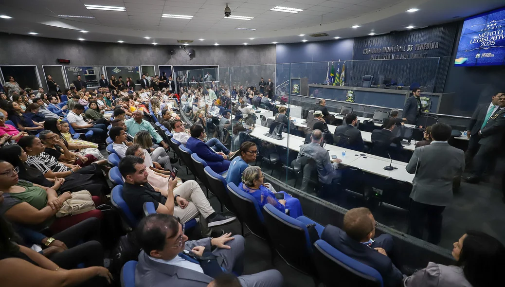 Plenário da CMT