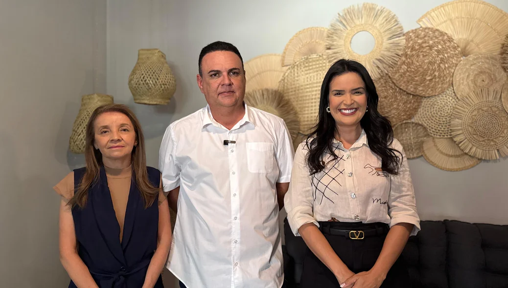 Prefeito Rogério Castro participa de inauguração da Casa do São Raimundense