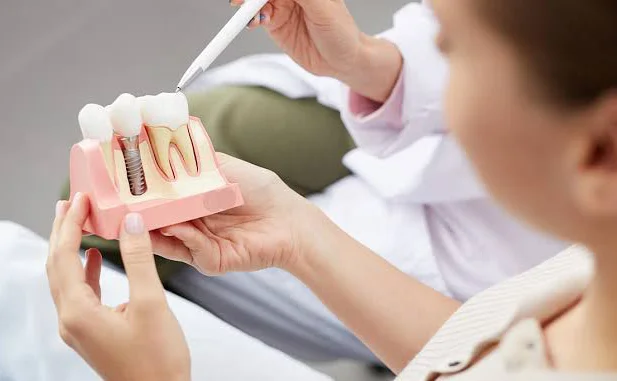 Prefeitura de José de Freitas realiza triagem para pacientes de implantes dentários