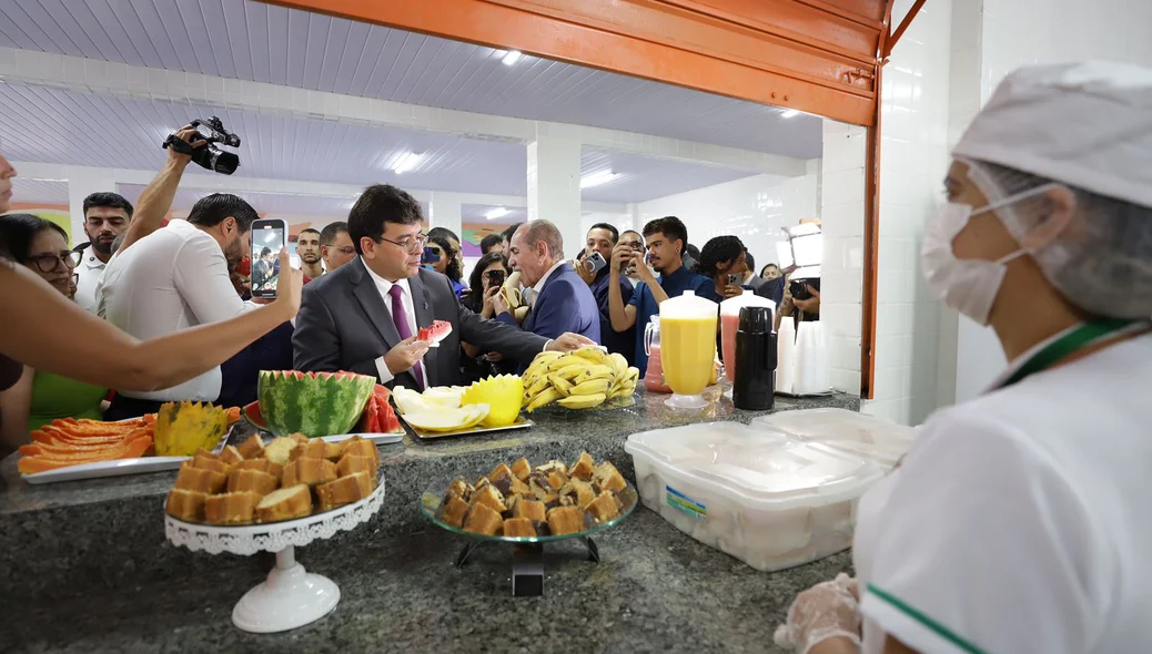 Rafael Fonteles e secretário Washington Bandeira inauguraram o novo espaço