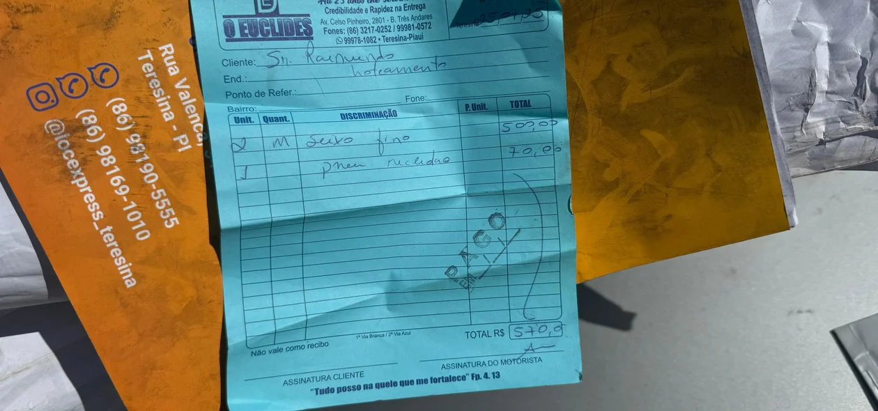 Recibo em nome de Raimundo