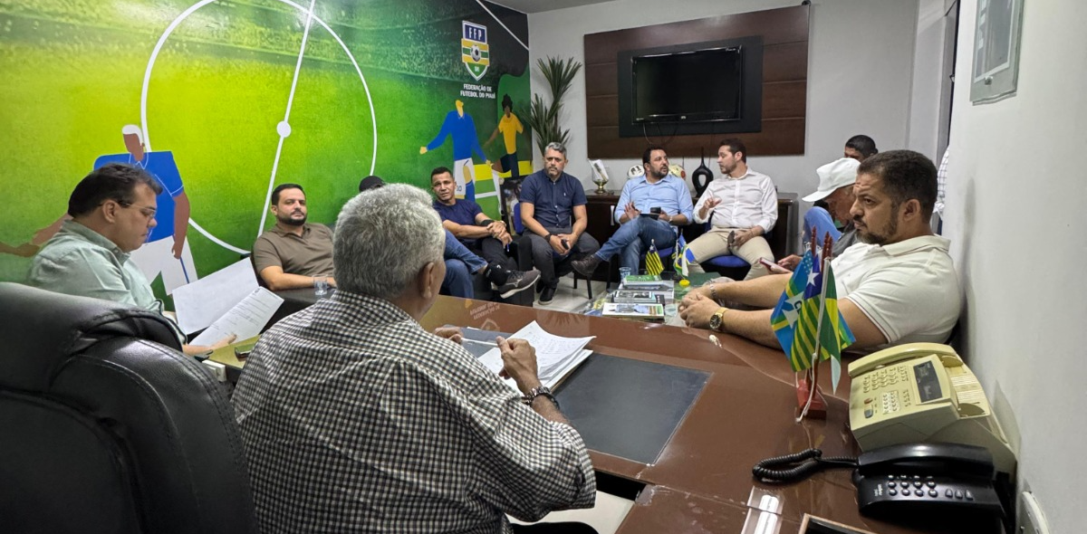 Reunião com os presidentes dos clubes da Série B do Piauiense 2025