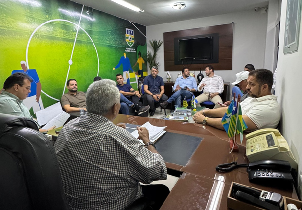 Reunião com os presidentes dos clubes da Série B do Piauiense 2025