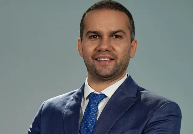 Rômulo Santos recebe título de cidadania teresinense