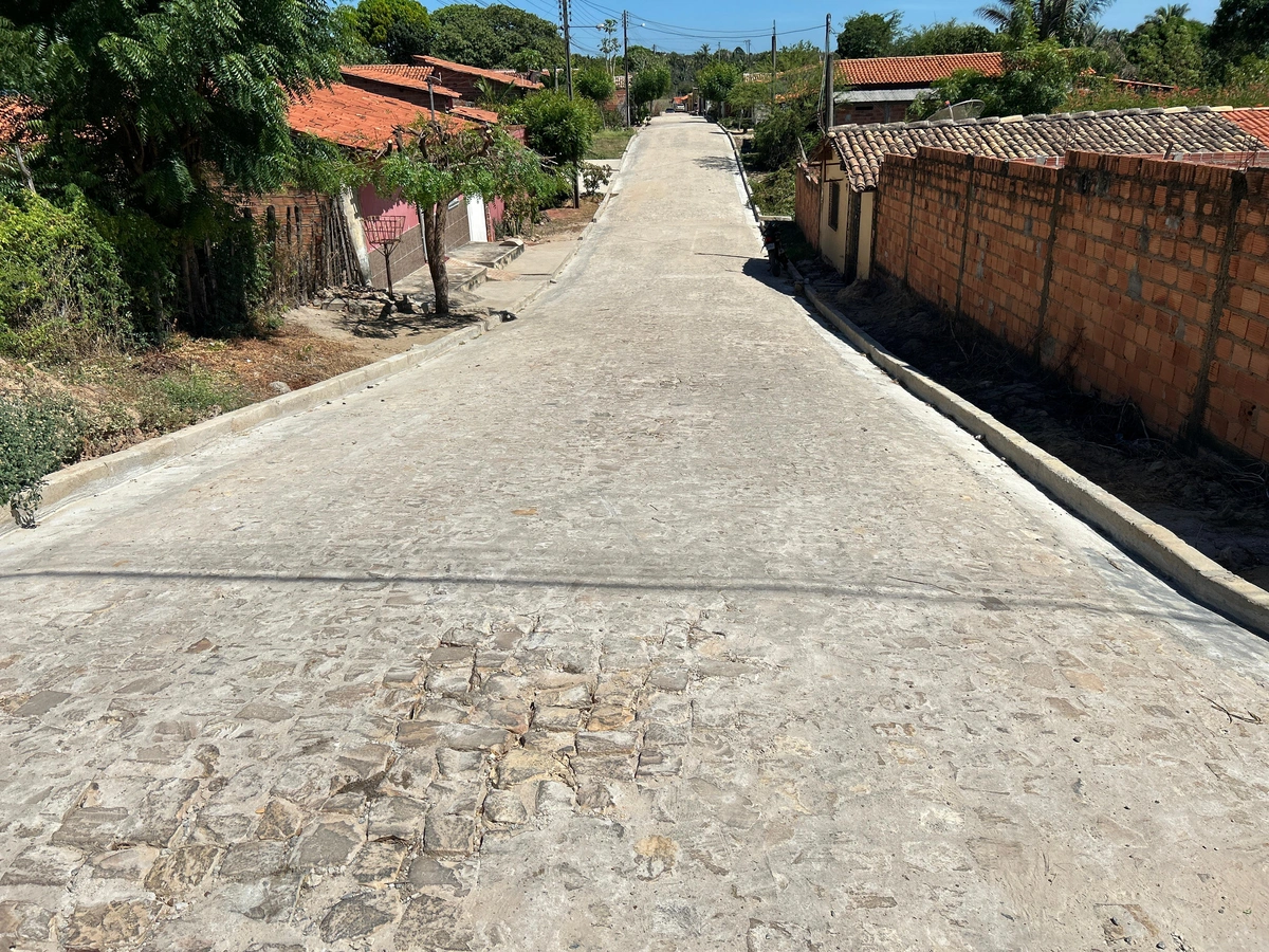Ruas do bairro Cristo Redentor em Esperantina