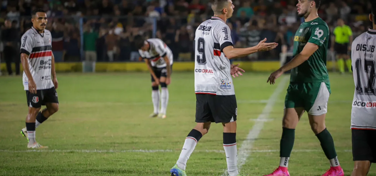 Santa Cruz elimina Altos na Série D