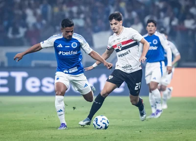 São Paulo faz boa atuação, mas perde para o Cruzeiro no Brasileirão