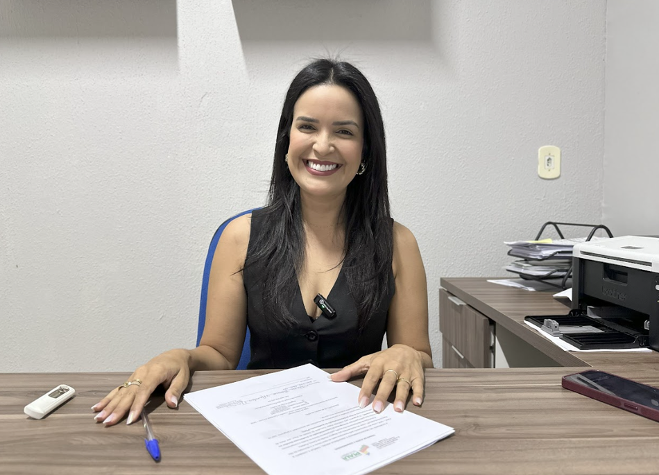Secretária Talita Ribeiro