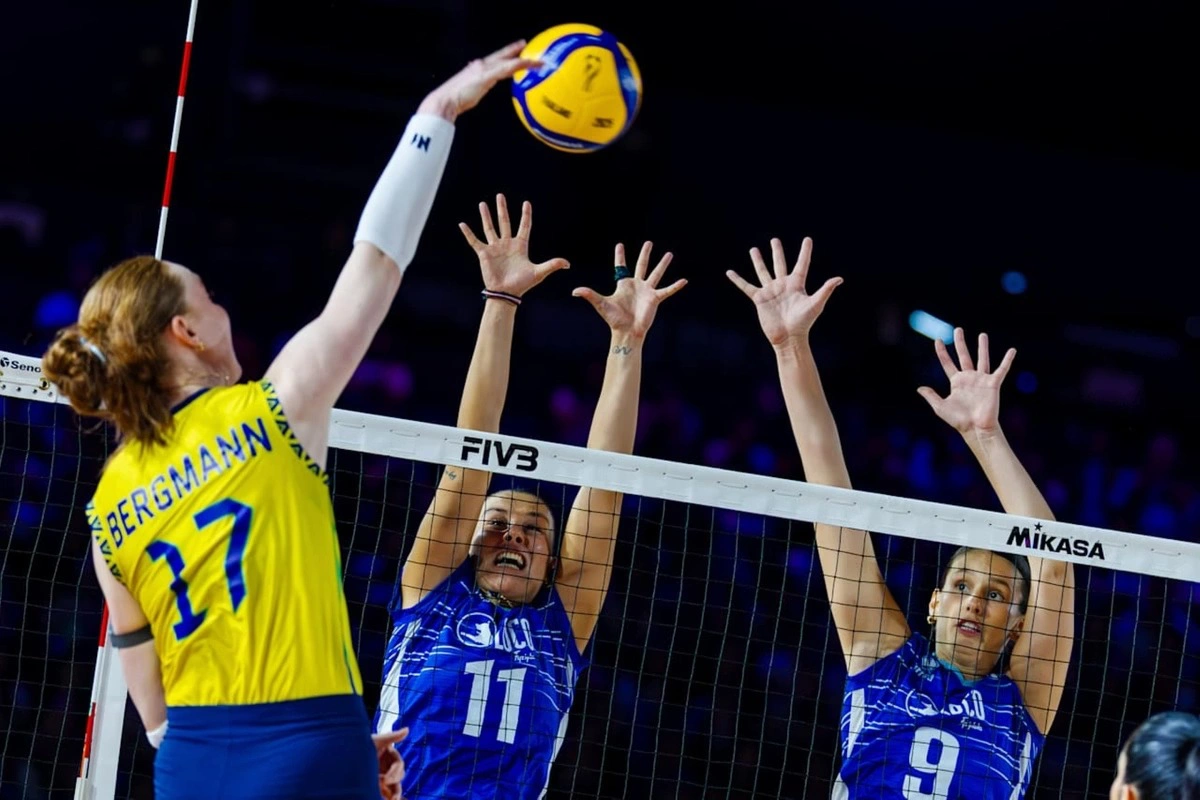 Seleção feminina derrotou a Grécia por 3 sets a 0