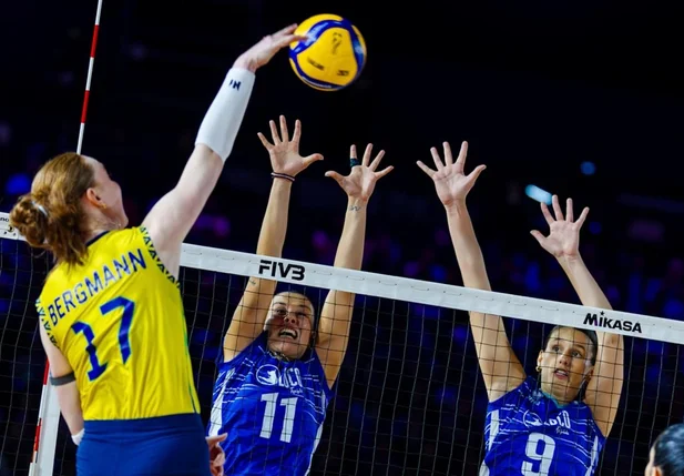 Seleção feminina derrotou a Grécia por 3 sets a 0