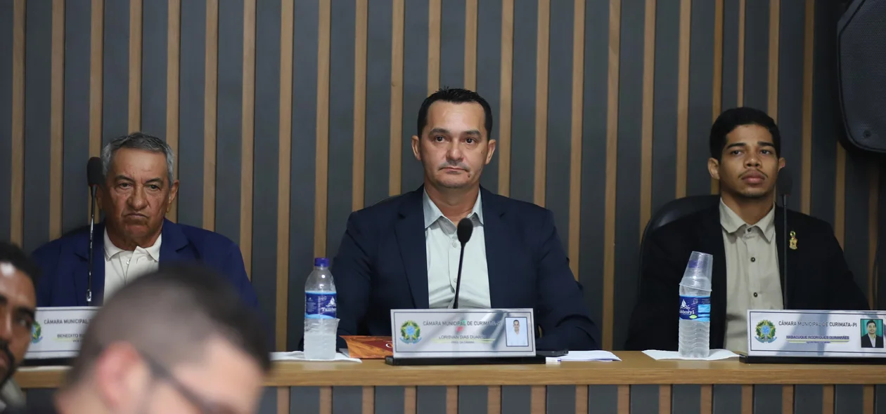 Sessão extraordinária da Câmara Municipal de Curimatá