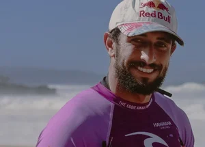 Surfista brasileiro, Lucas Chumbo