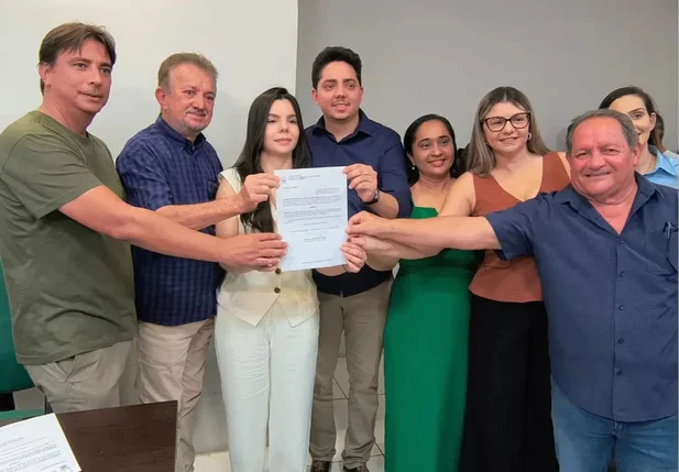 Virgínnia Sena assume Secretaria de Assistência Social em Campo Maior