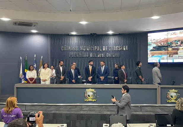 A Câmara Municipal de Teresina realizou uma Sessão Solene em homenagem aos 39 anos da UESPI