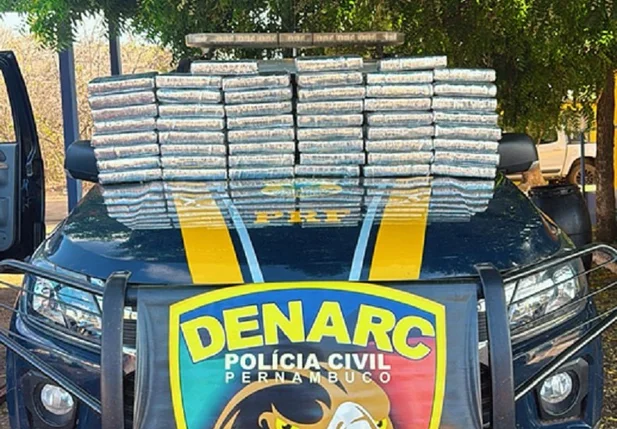 A droga estava distribuída em 51 tabletes da substância entorpecente