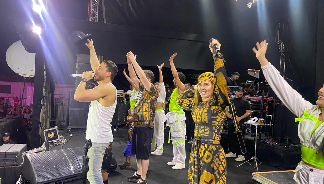 A prefeita Ivanária Sampaio esteve no palco