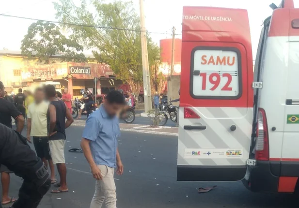 Acidente entre carro e moto deixa homem morto na Avenida Valter Alencar em Teresina