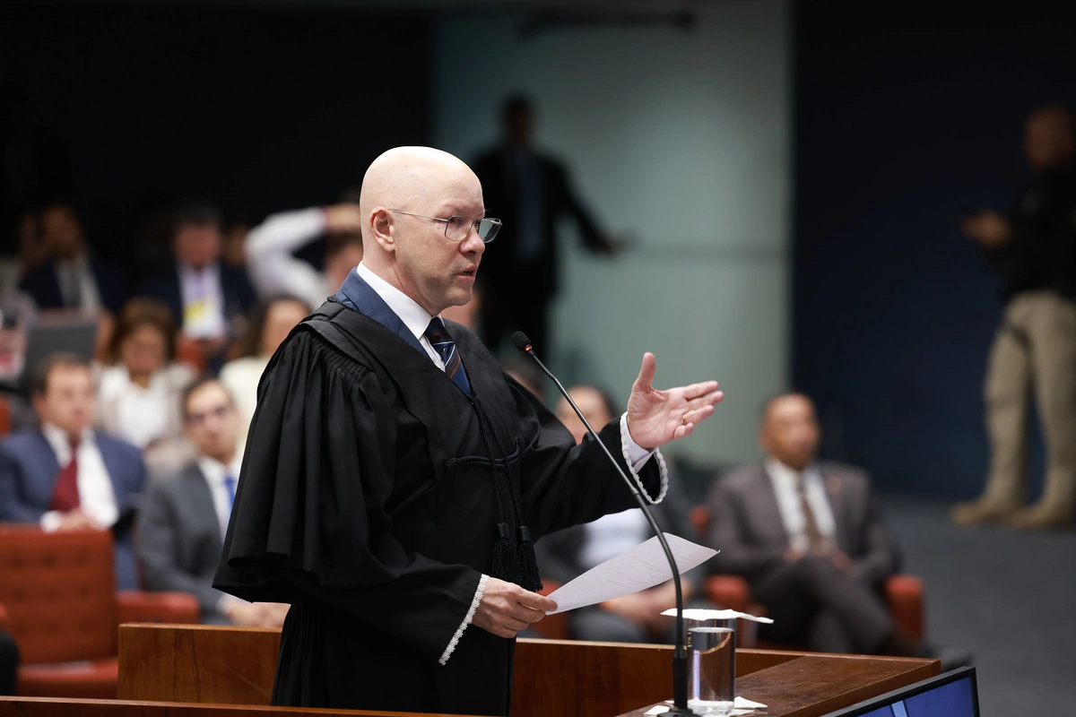 Advogado Demóstenes Torres