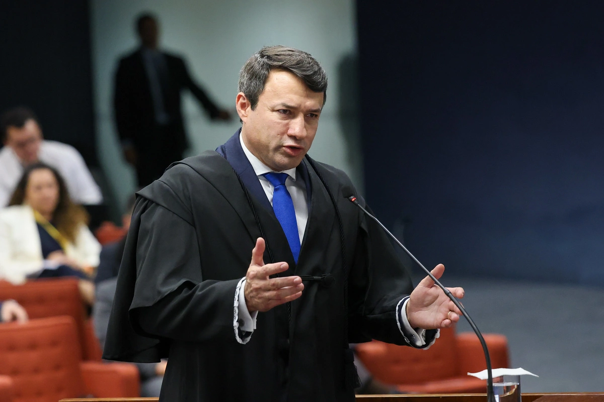 Advogado Eumar Roberto Novacki
