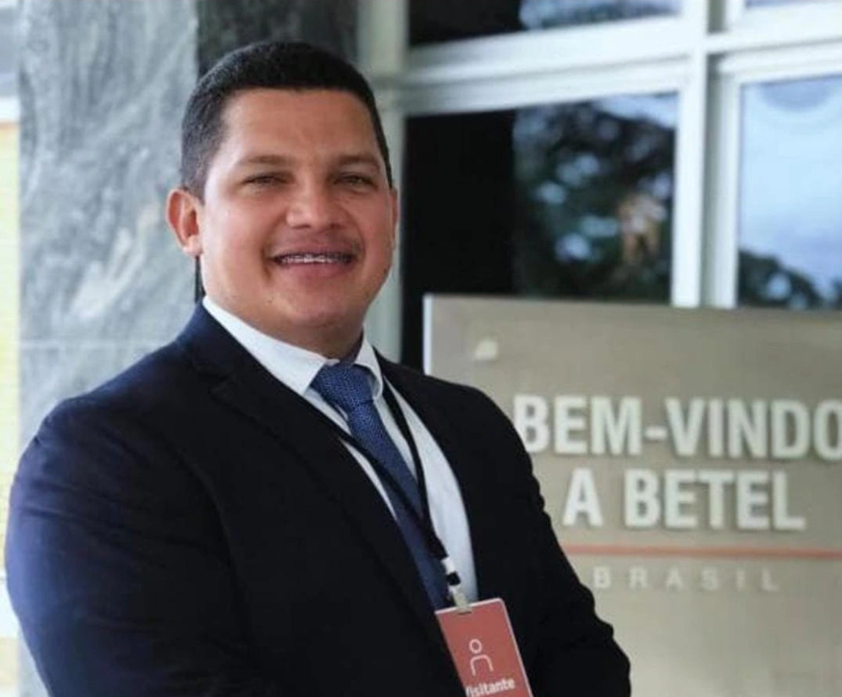 Advogado Saraiva Júnior