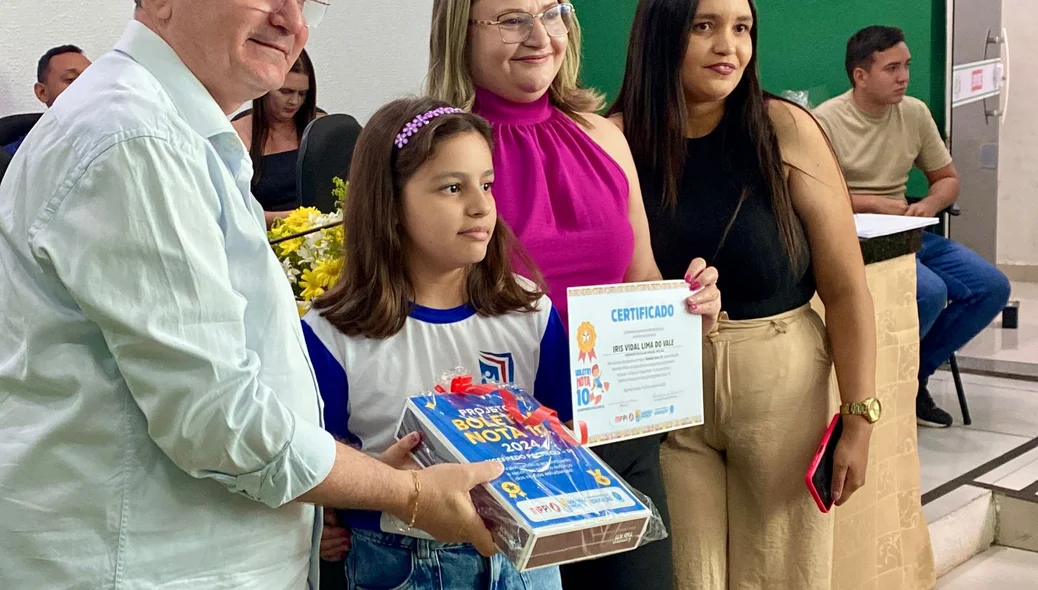 Alunos de Sigefredo Pacheco são premiados no projeto Boletim Nota 10