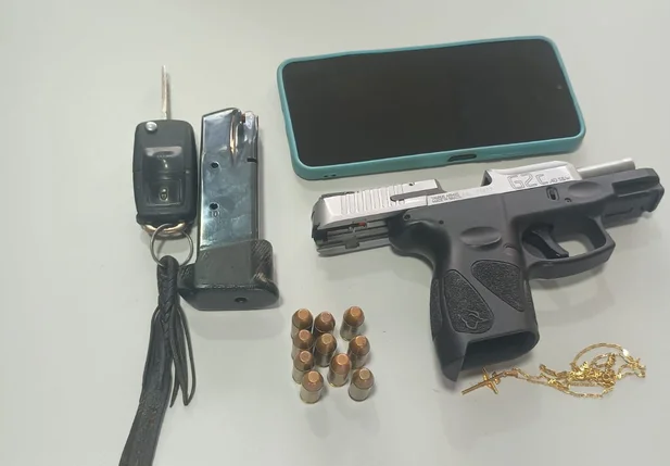 Arma apreendida com suspeito de tantar matar companheira