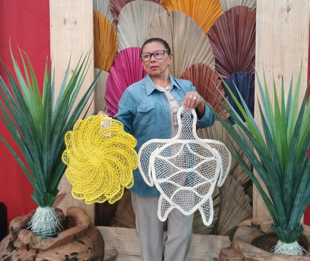Artesã Edna Maria dos Santos
