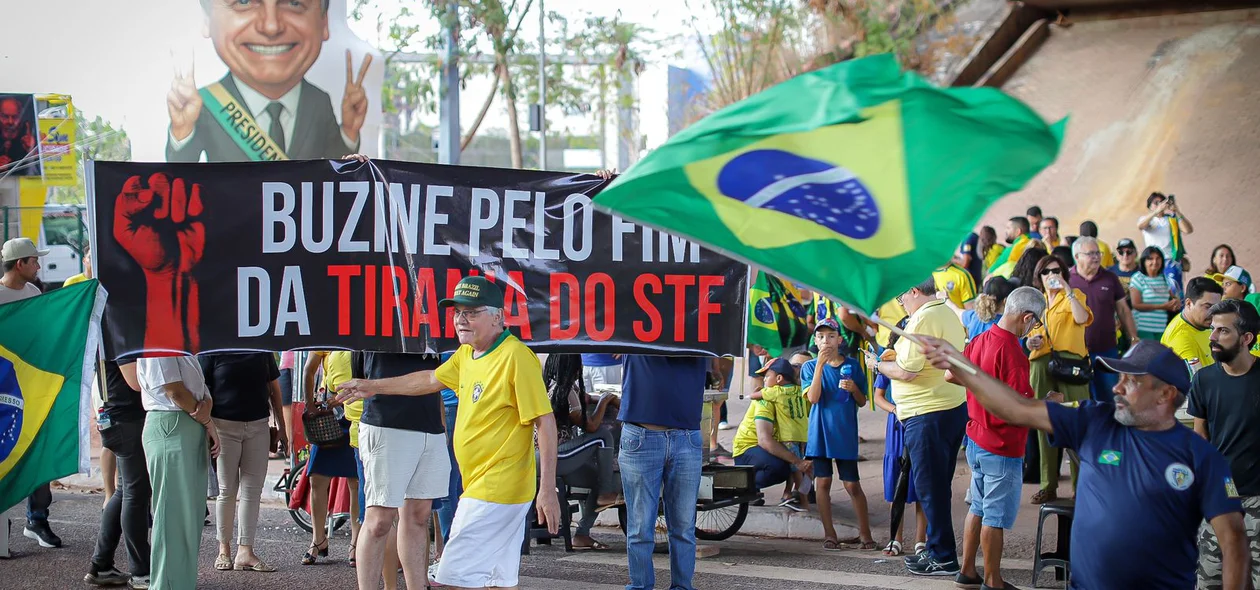 Ato na Avenida Raul Lopes