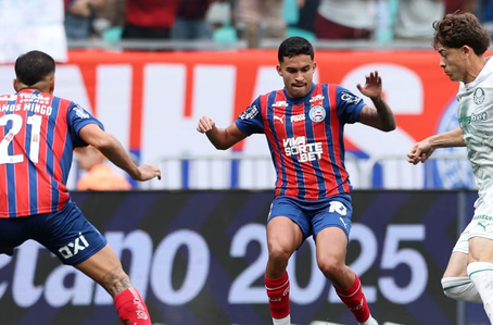 Bahia derrotou o Palmeiras neste domingo (28)