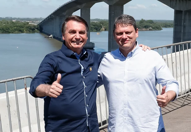 Bolsonaro e Tarcísio de Freitas