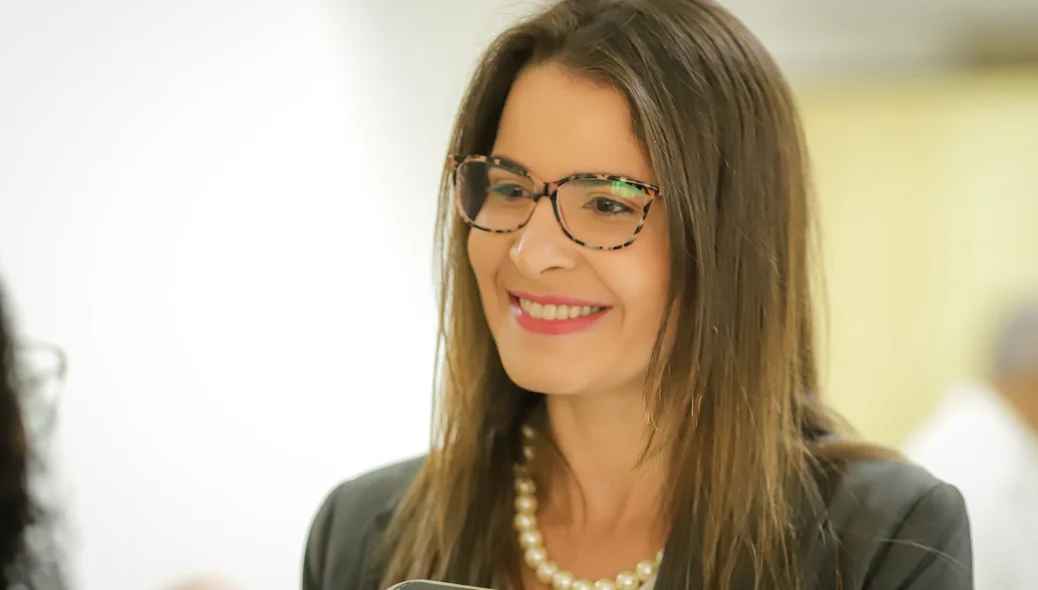 Cardiologista Gabriela Medeiros